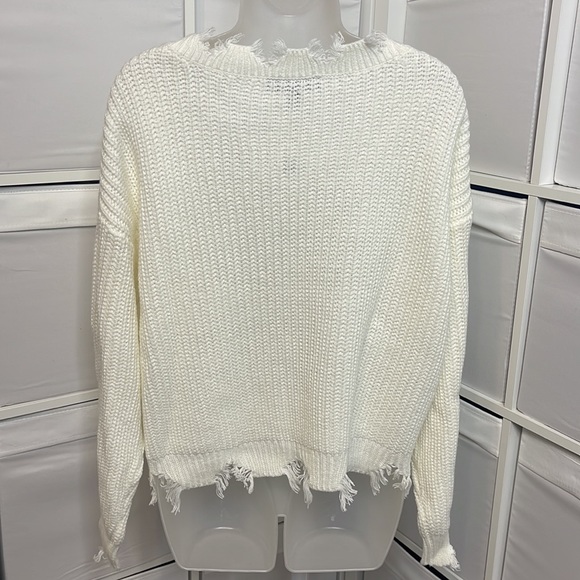 NWT Derek heart distressed sweater, cream 🫶🏻 - Picture 3 of 6